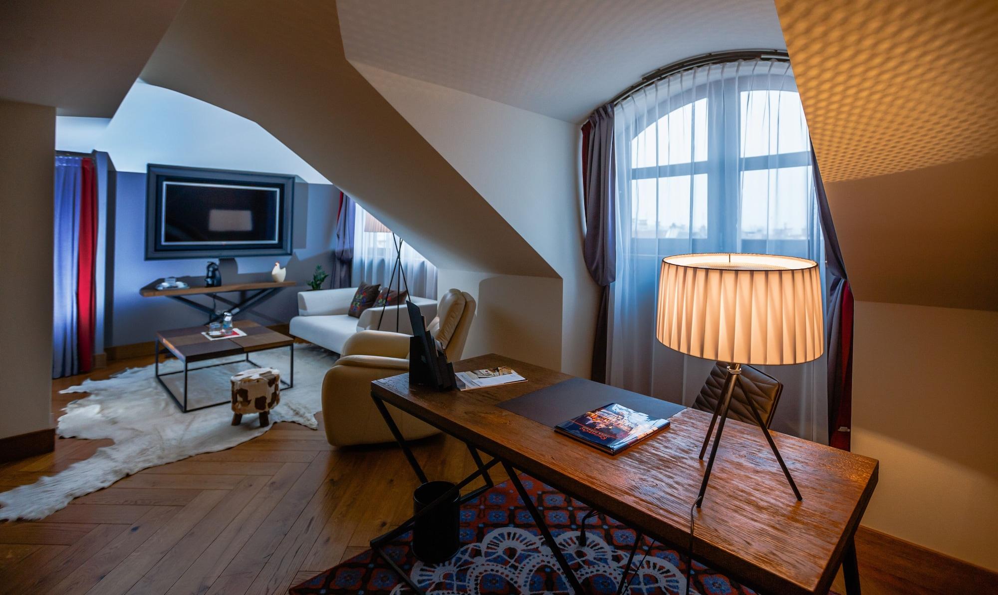 Hotel Bristol Tradition And Luxury Rzeszow Luaran gambar Suite