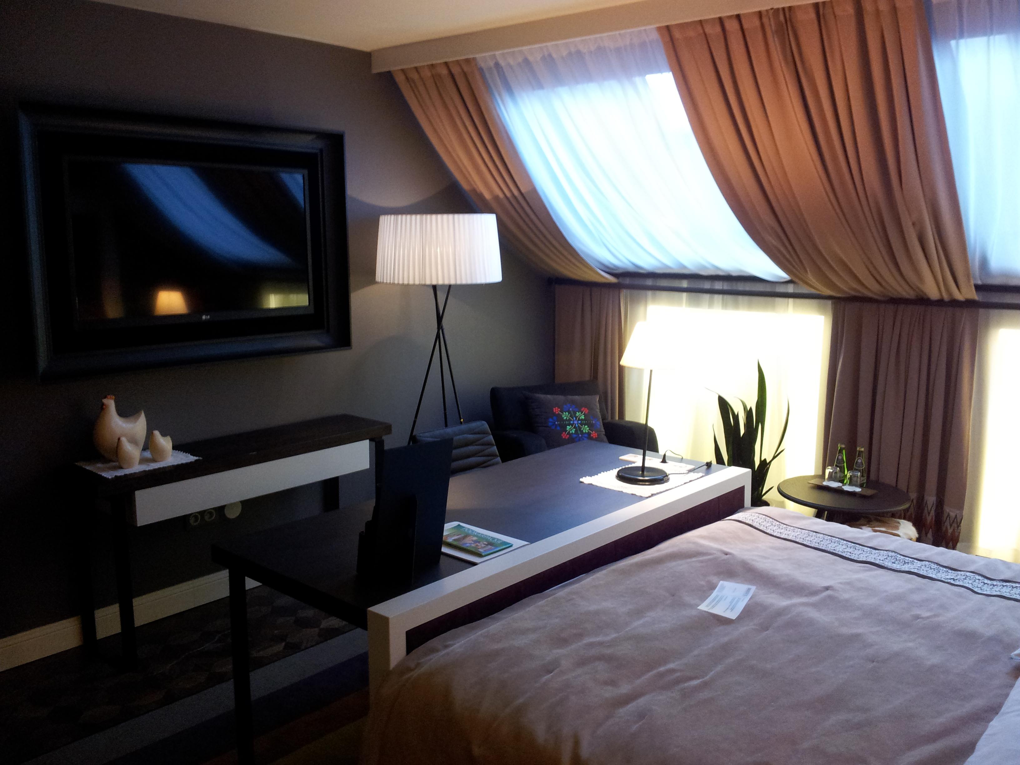 Hotel Bristol Tradition And Luxury Rzeszow Luaran gambar A room at the hotel