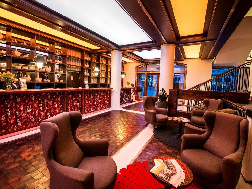 Hotel Bristol Tradition And Luxury Rzeszow Luaran gambar Lobby
