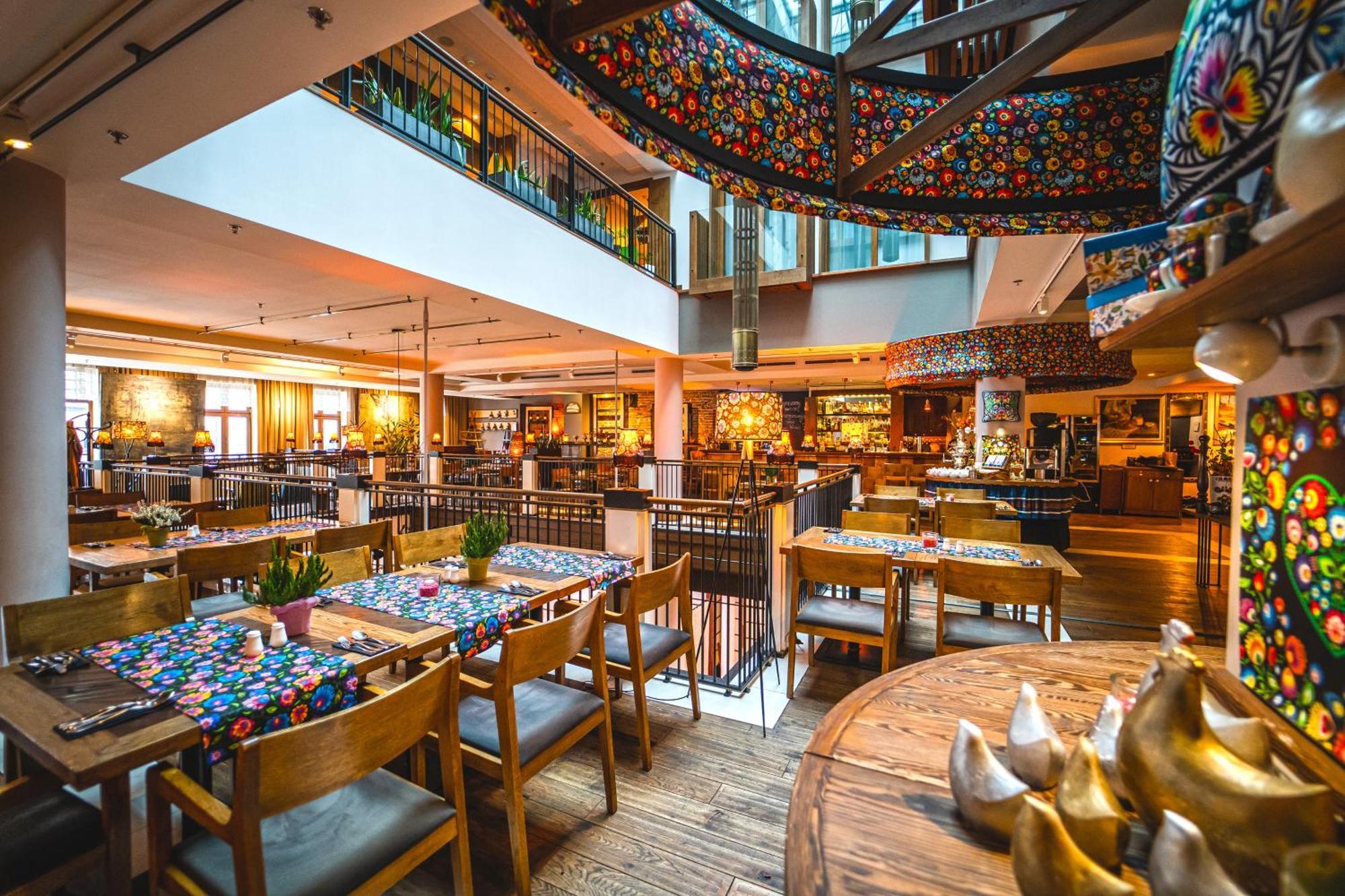 Hotel Bristol Tradition And Luxury Rzeszow Luaran gambar The restaurant