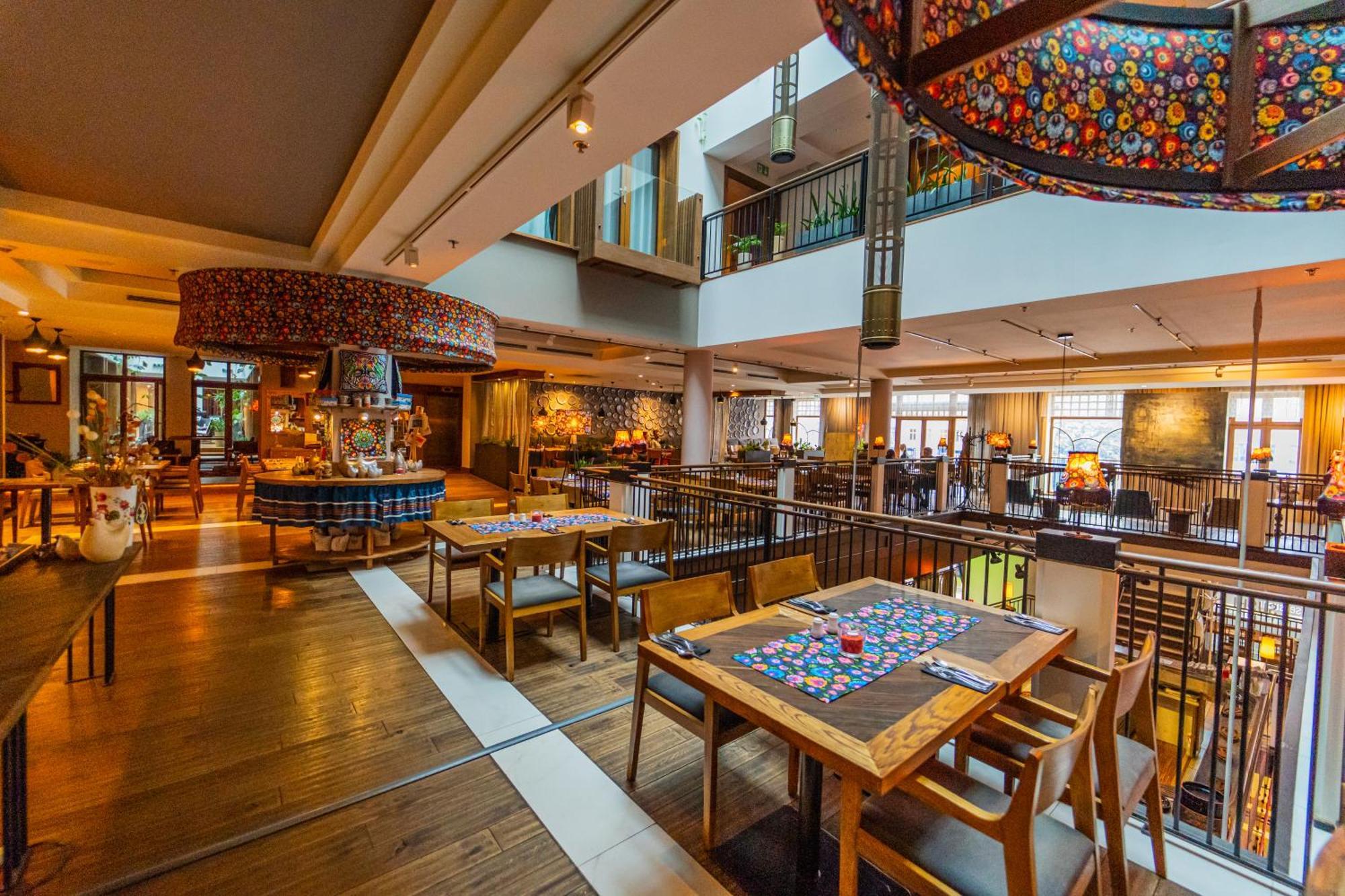 Hotel Bristol Tradition And Luxury Rzeszow Luaran gambar The restaurant